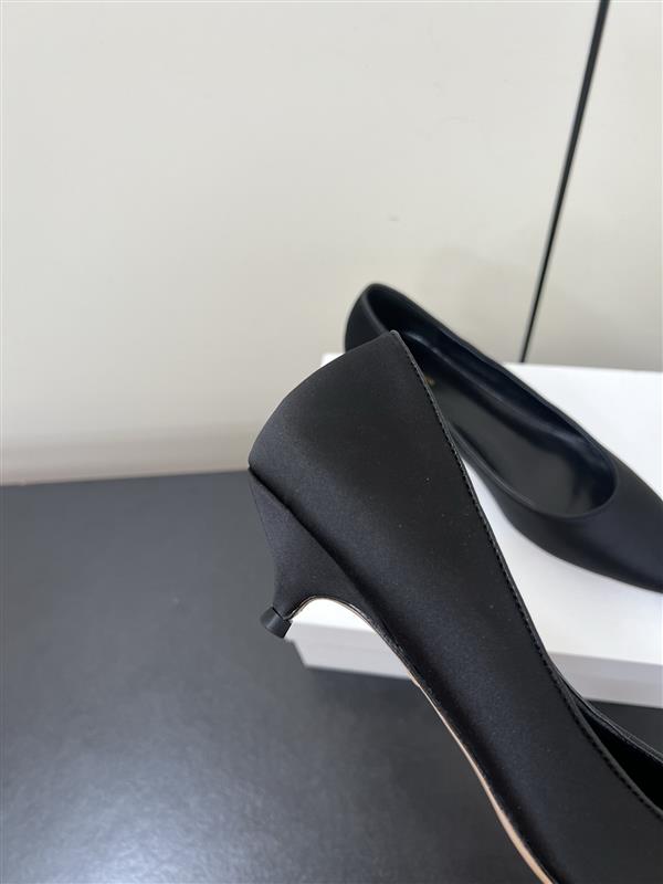 2025112717394122 310